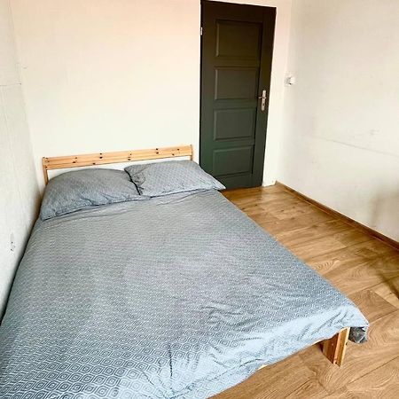 Comfy, Nice And Small Room In Krakkó Kültér fotó
